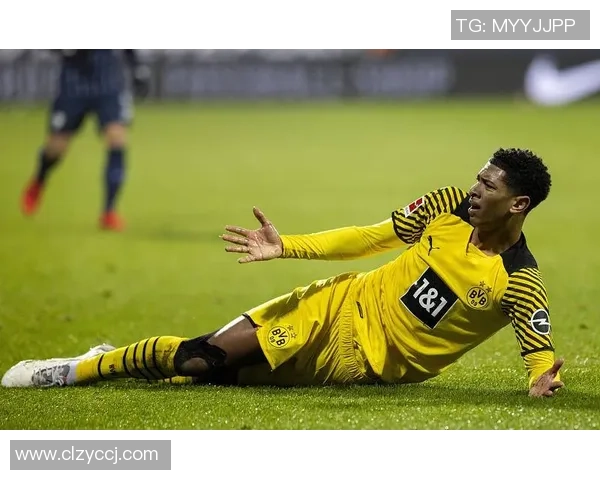 足总杯精彩对决多特蒙德逆转里昂帽子戏法引爆全场热情