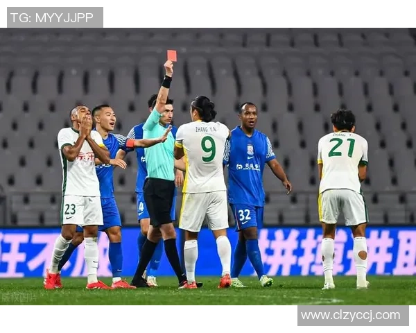 中超精彩对决那不勒斯大胜利物浦引发争议判罚热议