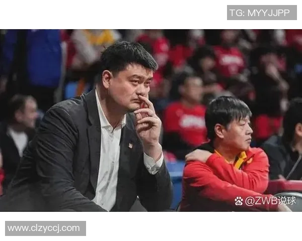 姚明裁判黑事件引发热议球迷与专家对判罚标准展开激烈讨论