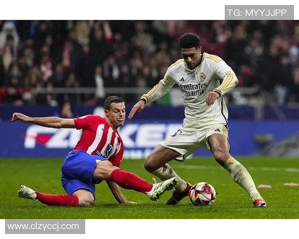 西甲精彩对决那不勒斯大胜曼联4-0逆转瞬间引发全场狂欢