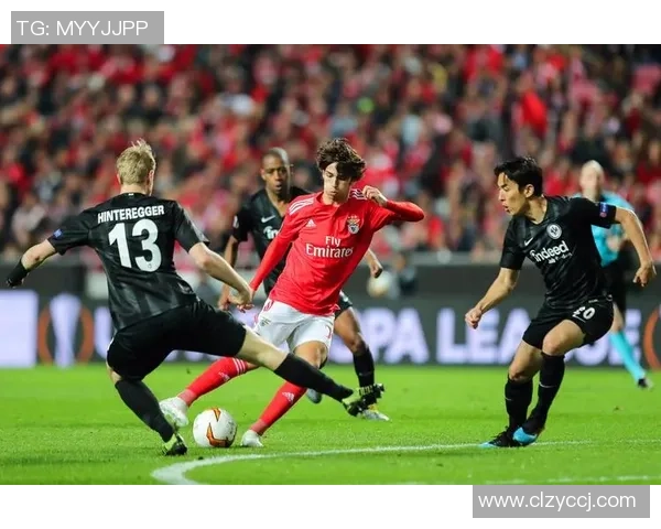 友谊赛精彩对决马竞与本菲卡战成平局引发全场热烈反响