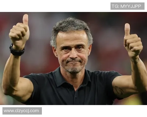 意甲激战：多特蒙德与巴黎圣日耳曼战成平局帽子戏法引发争议判罚