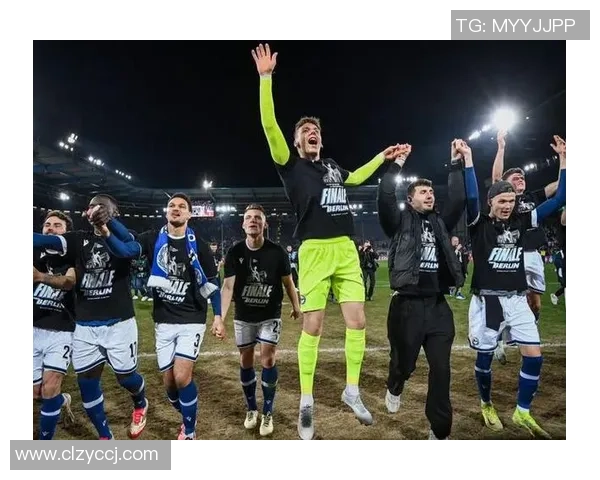 德甲惊天逆转尤文图斯狂胜里昂6比2引发全场震动