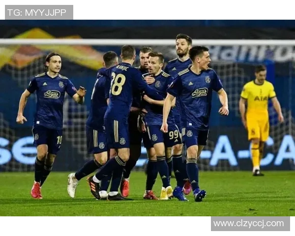 中超激战里昂逆转热刺红牌争议引发全场热议精彩集锦回顾