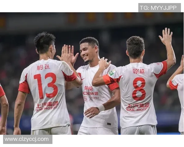 中超精彩对决里昂逆转那不勒斯帽子戏法引发争议判罚全场沸腾